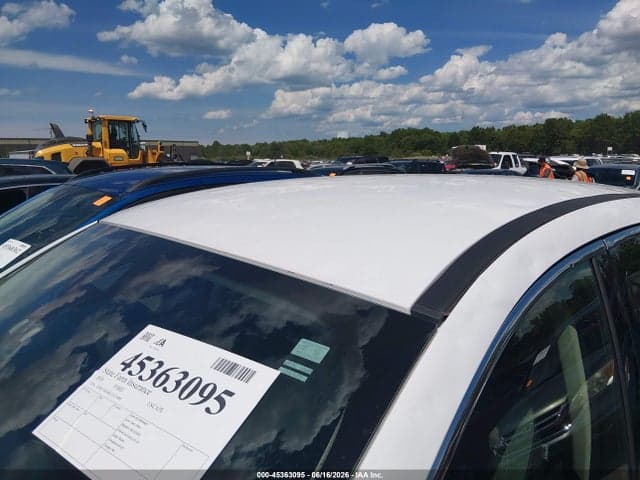 2020 FORD ESCAPE SE 17
