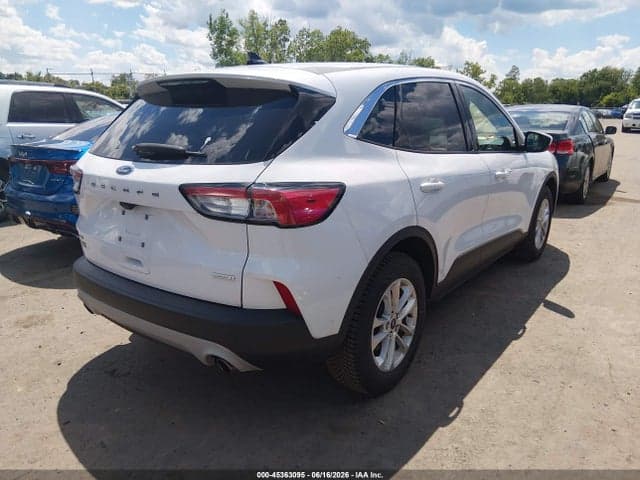 2020 FORD ESCAPE SE 4