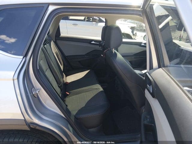 2022 VOLKSWAGEN TAOS 1.5T SE 8