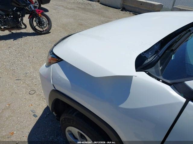 2024 TOYOTA RAV4 LE 18