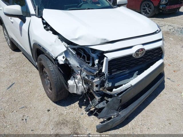 2024 TOYOTA RAV4 LE 6