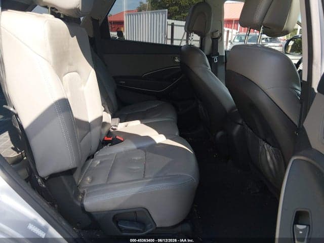 2018 HYUNDAI SANTA FE SE 8