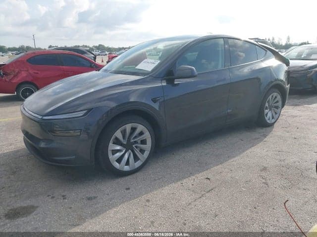 2026 TESLA MODEL Y 2