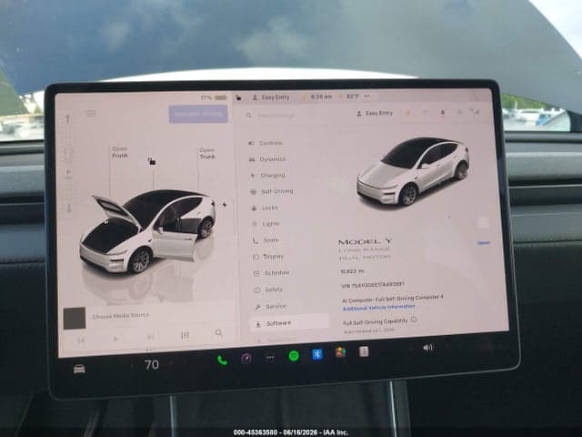 2026 TESLA MODEL Y 18