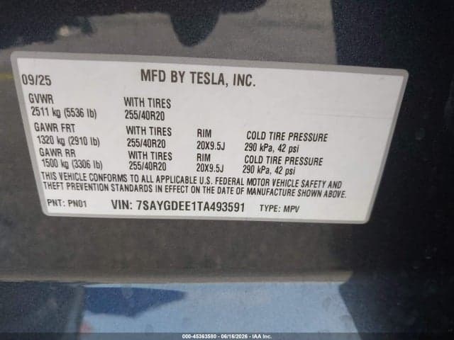 2026 TESLA MODEL Y 9