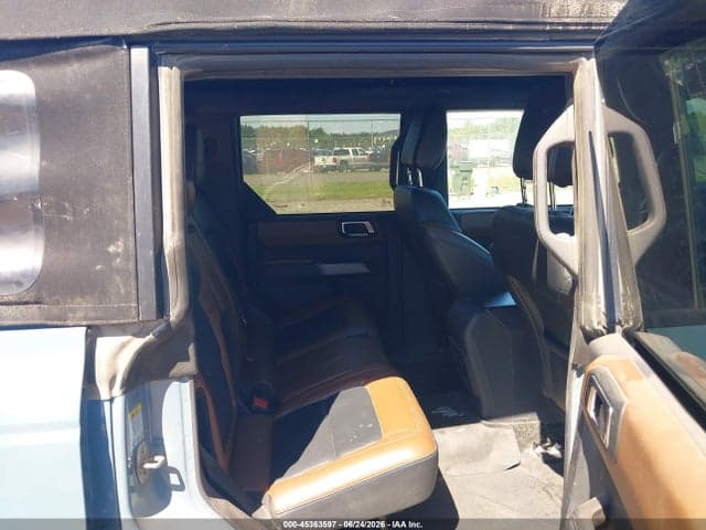2022 FORD BRONCO OUTER BANKS 8