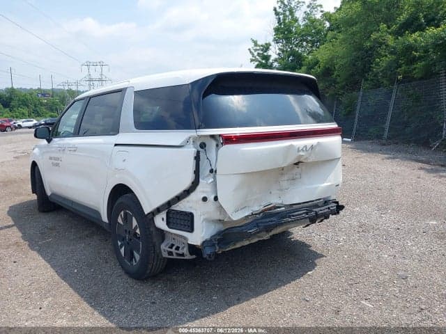 2025 KIA CARNIVAL MPV HYBRID LXS 3