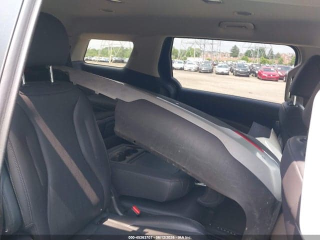 2025 KIA CARNIVAL MPV HYBRID LXS 8
