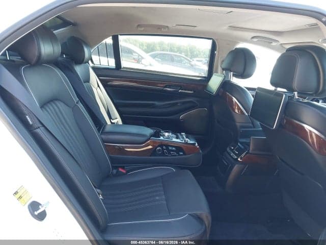 2018 GENESIS G90 5.0 9