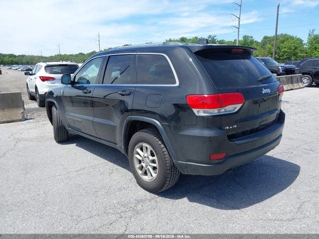 2019 JEEP GRAND CHEROKEE LAREDO E 4X4 3