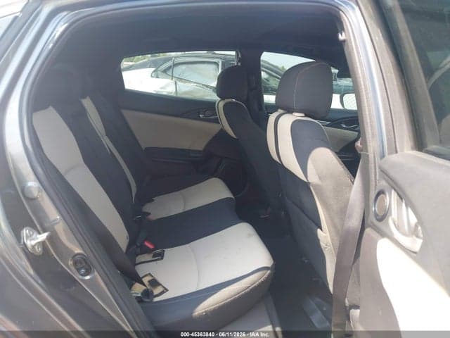 2018 HONDA CIVIC EX 8