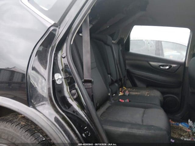 2018 NISSAN ROGUE S 8