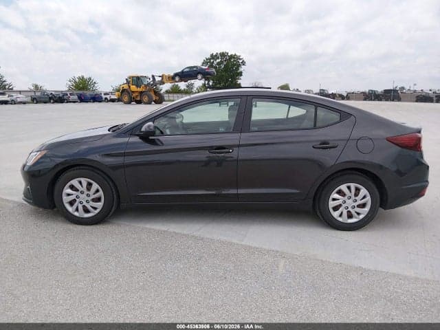 2020 HYUNDAI ELANTRA SE 16