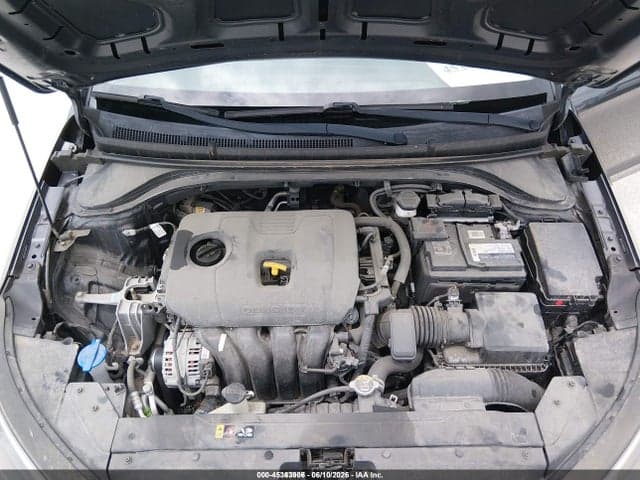 2020 HYUNDAI ELANTRA SE 10