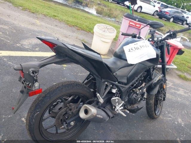 2022 YAMAHA MT-03 12