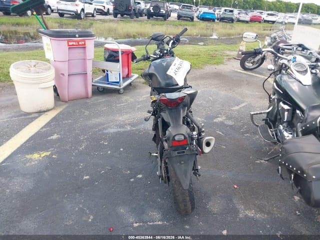 2022 YAMAHA MT-03 6