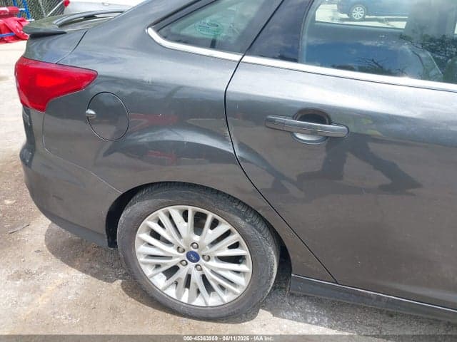 2018 FORD FOCUS TITANIUM 6