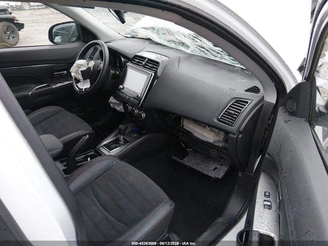 2023 MITSUBISHI OUTLANDER SPORT 5