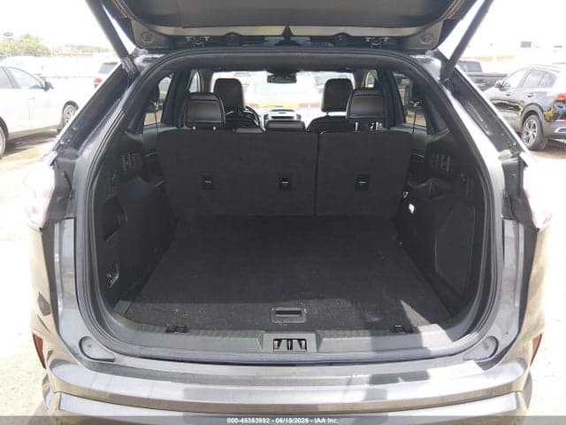 2020 FORD EDGE TITANIUM 16