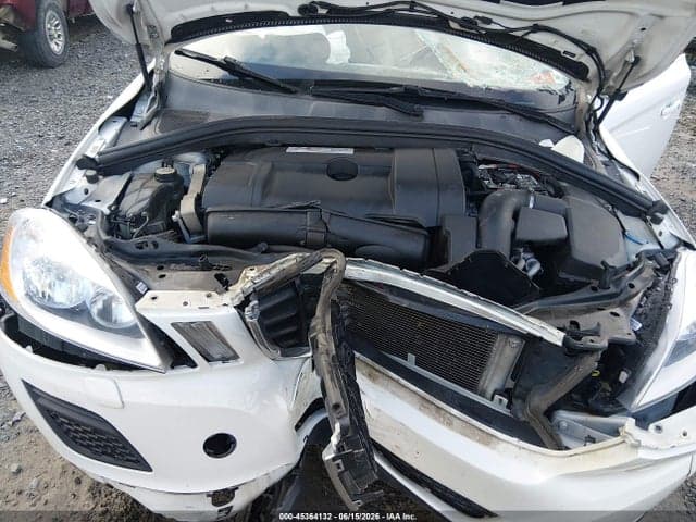 2011 VOLVO XC60 3.2 10