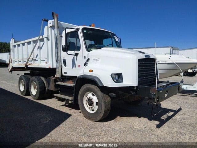 2017 FREIGHTLINER 114SD