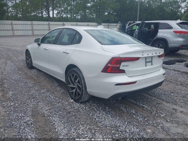 2020 VOLVO S60 T6 3