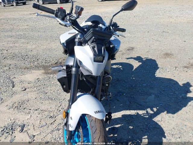 2025 YAMAHA MT09 5