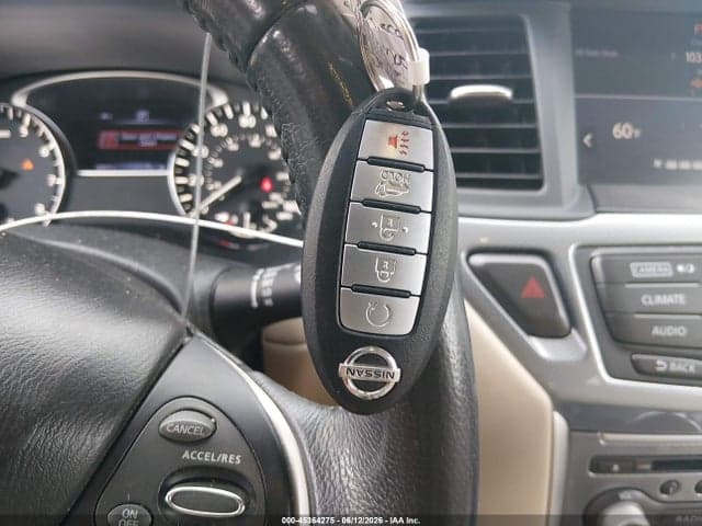 2017 NISSAN PATHFINDER SL 11