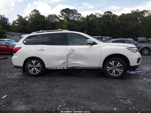 2017 NISSAN PATHFINDER SL 14