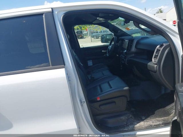 2025 RAM 1500 TRADESMAN 4X4 6'4 BOX 5