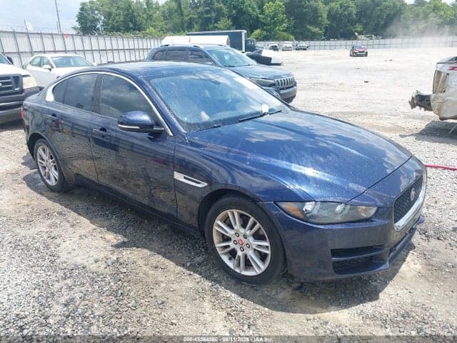 2017 JAGUAR XE 25T 1