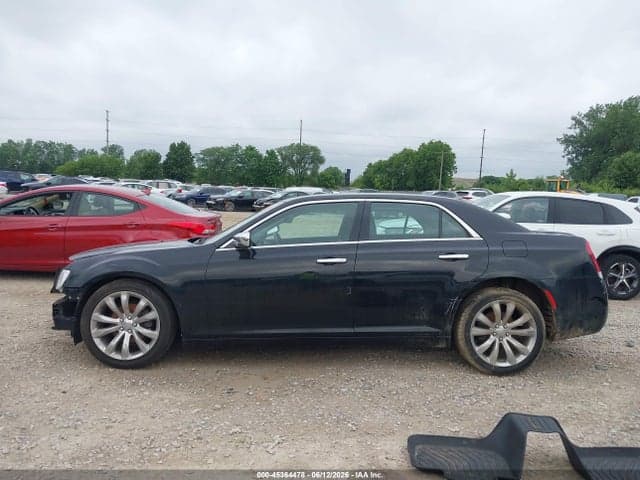 2019 CHRYSLER 300 LIMITED 15