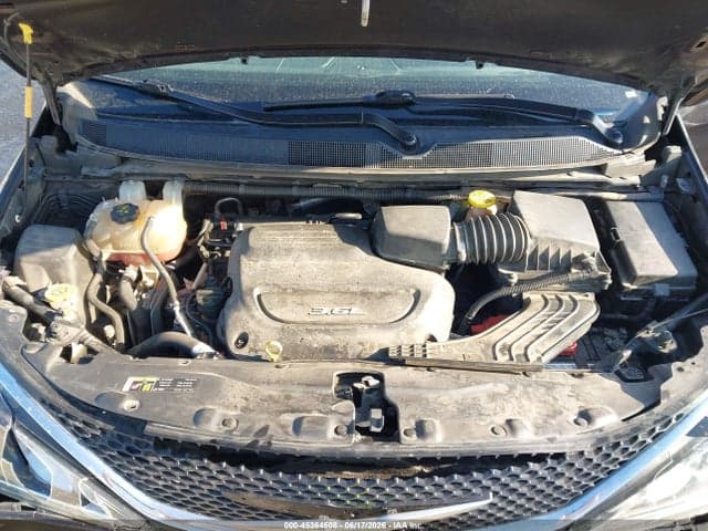 2017 CHRYSLER PACIFICA TOURING-L 10