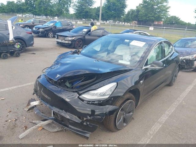 2018 TESLA MODEL 3 LONG RANGE/PERFORMANCE 2