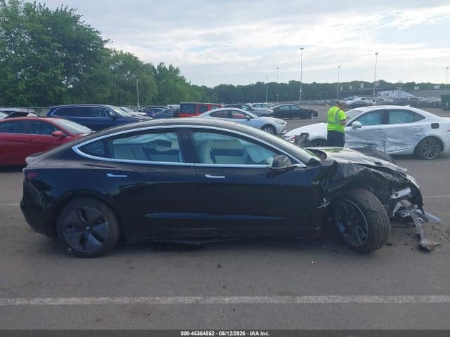 2018 TESLA MODEL 3 LONG RANGE/PERFORMANCE 11