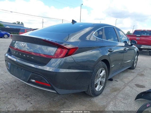 2023 HYUNDAI SONATA SE 4