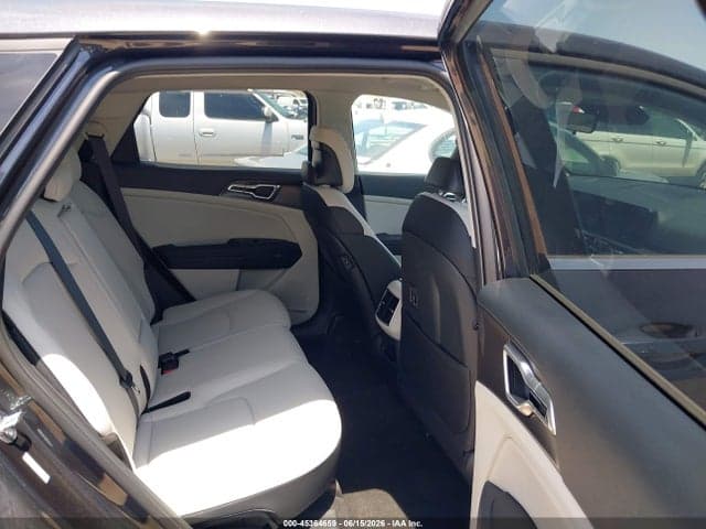 2026 KIA SPORTAGE EX 8