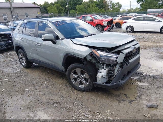 2022 TOYOTA RAV4 XLE - 1