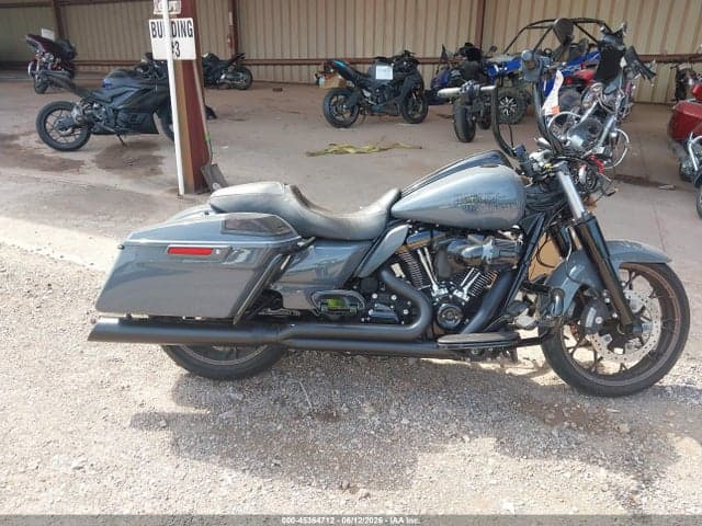 2022 HARLEY-DAVIDSON FLHXST 12