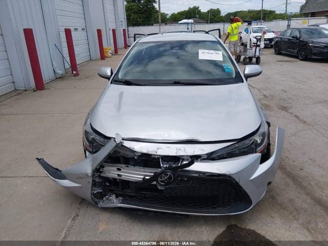 2022 TOYOTA COROLLA LE 12