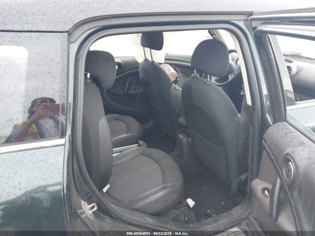 2011 MINI COOPER S 8