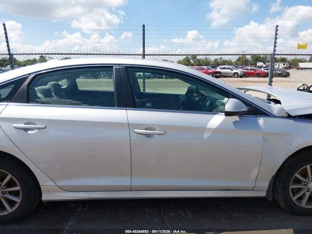 2019 HYUNDAI SONATA SE 13