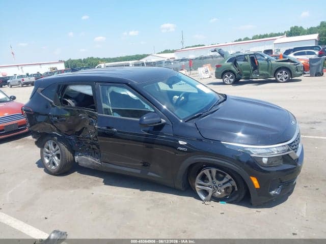 2021 KIA SELTOS LX 13