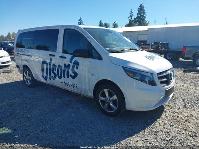 2017 MERCEDES-BENZ METRIS - 1