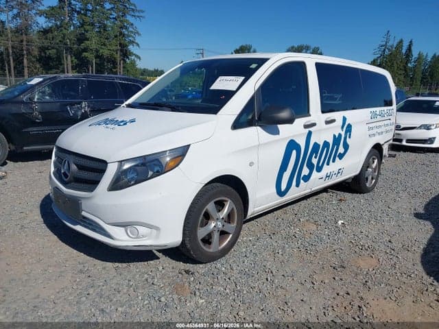 2017 MERCEDES-BENZ METRIS 2