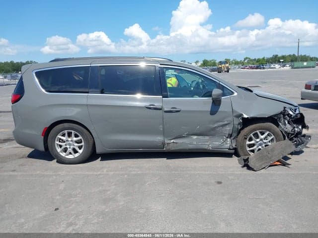 2022 CHRYSLER PACIFICA TOURING L 12