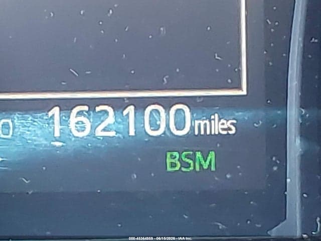 2018 TOYOTA CAMRY SE 16