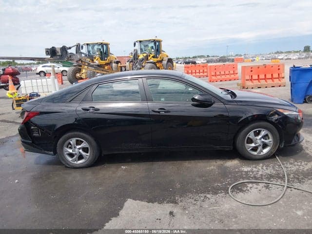2022 HYUNDAI ELANTRA SE 12