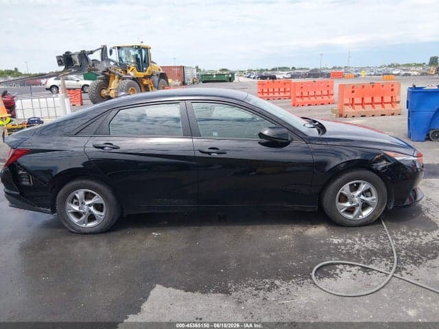 2022 HYUNDAI ELANTRA SE 6