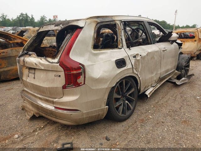 2023 VOLVO XC90 B5 4